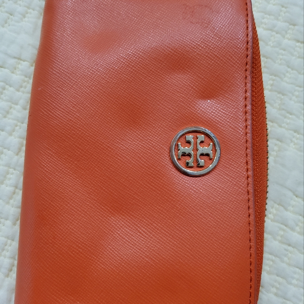 Tory Burch Orange Small Wristlet - Picture 2 of 13